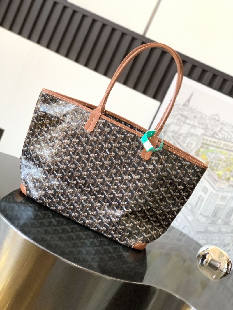 Goyard Shopping Bags